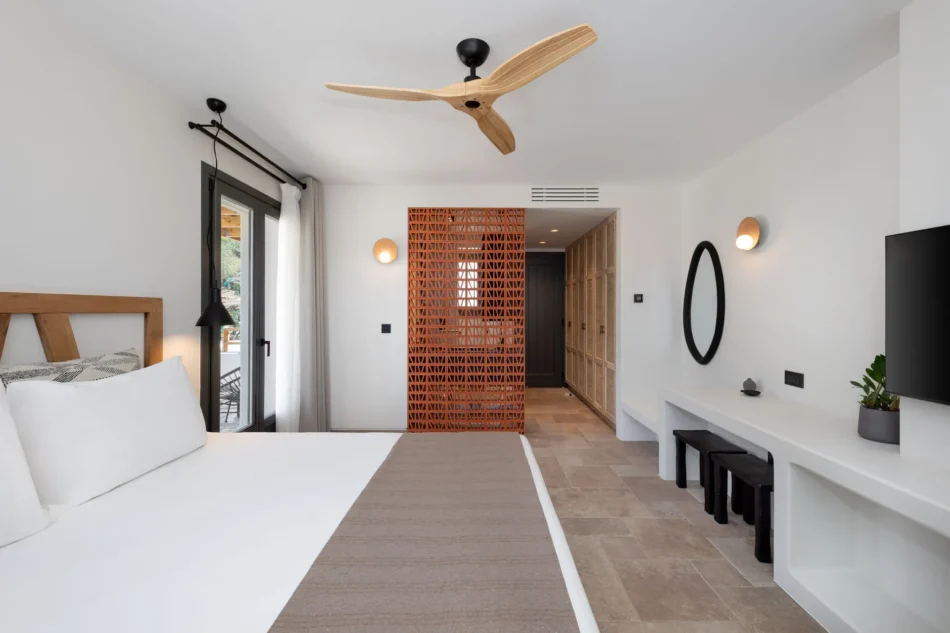 Deluxe Room with Sea View #3