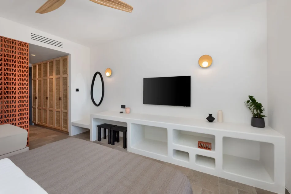 Exclusive Room with Outdoor Private Jetted Tub & Pool & Sea View #4