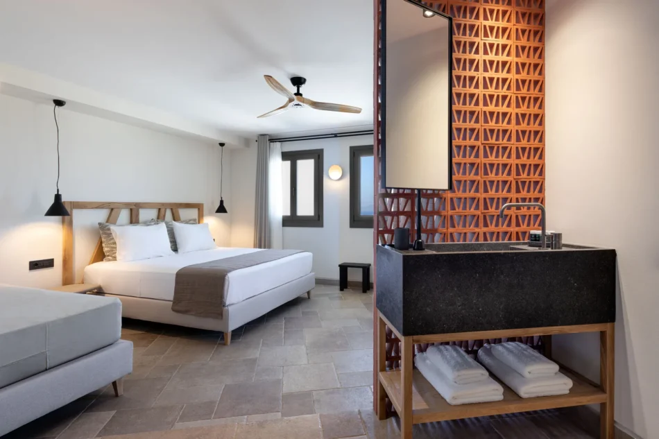 Executive Room with Outdoor Private Jetted Tub & Sea View #6