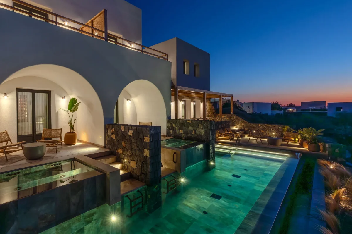 Exclusive Room with Outdoor Private Jetted Tub & Pool & Sea View 1